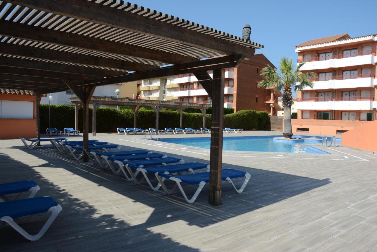 Apartamentos Familiares Sa Gavina Estartit 레스타르티트 외부 사진