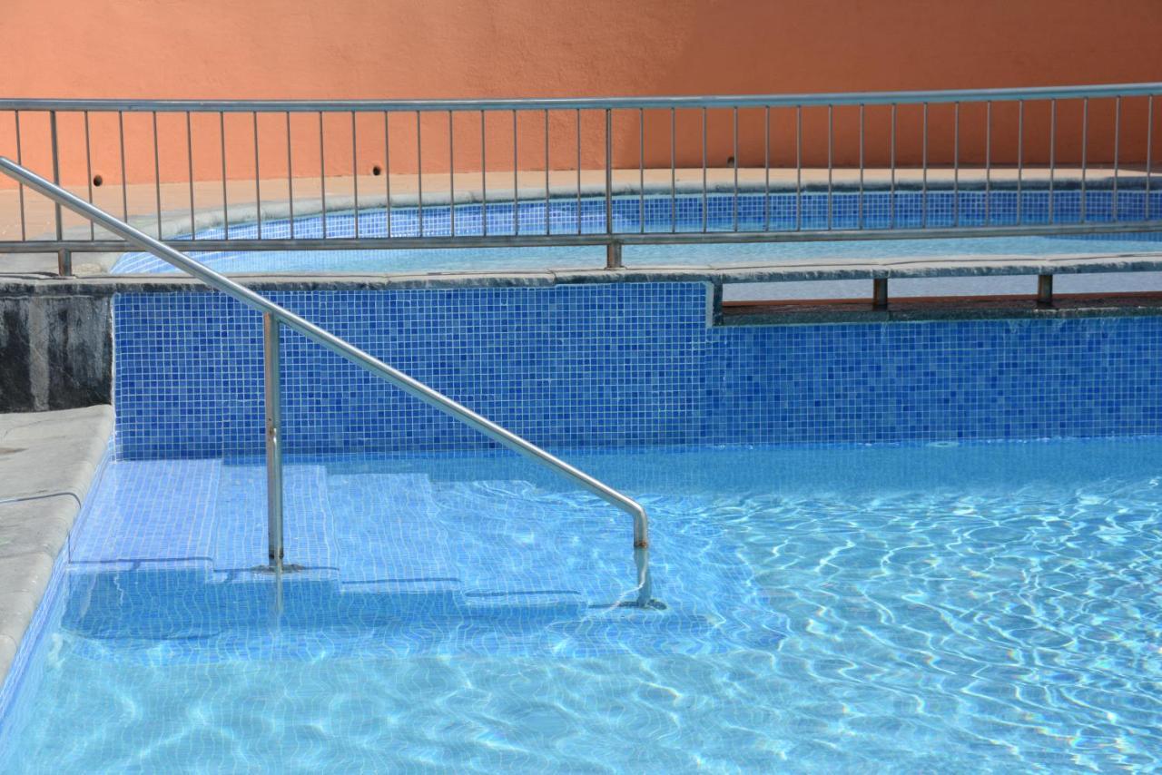 Apartamentos Familiares Sa Gavina Estartit 레스타르티트 외부 사진