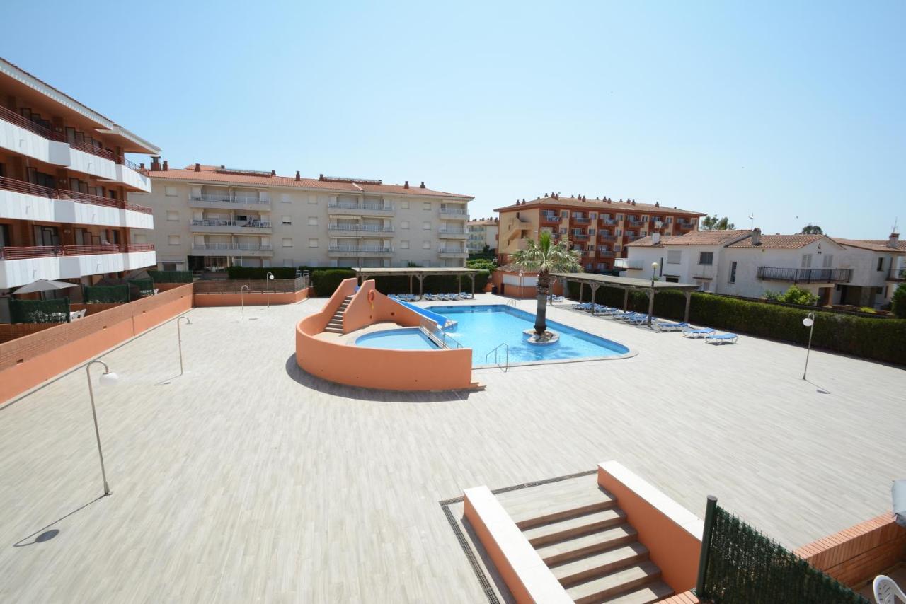 Apartamentos Familiares Sa Gavina Estartit 레스타르티트 외부 사진