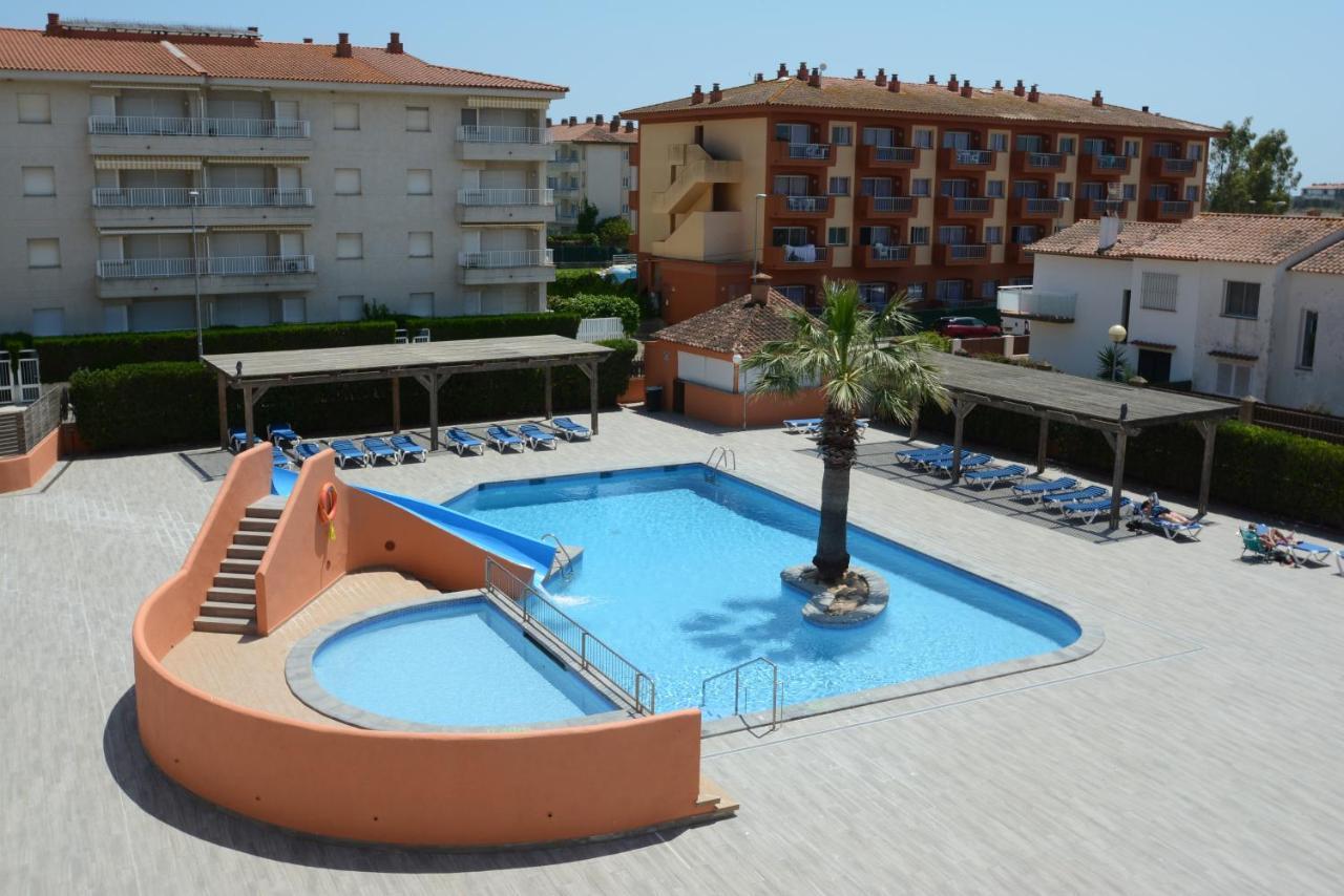 Apartamentos Familiares Sa Gavina Estartit 레스타르티트 외부 사진